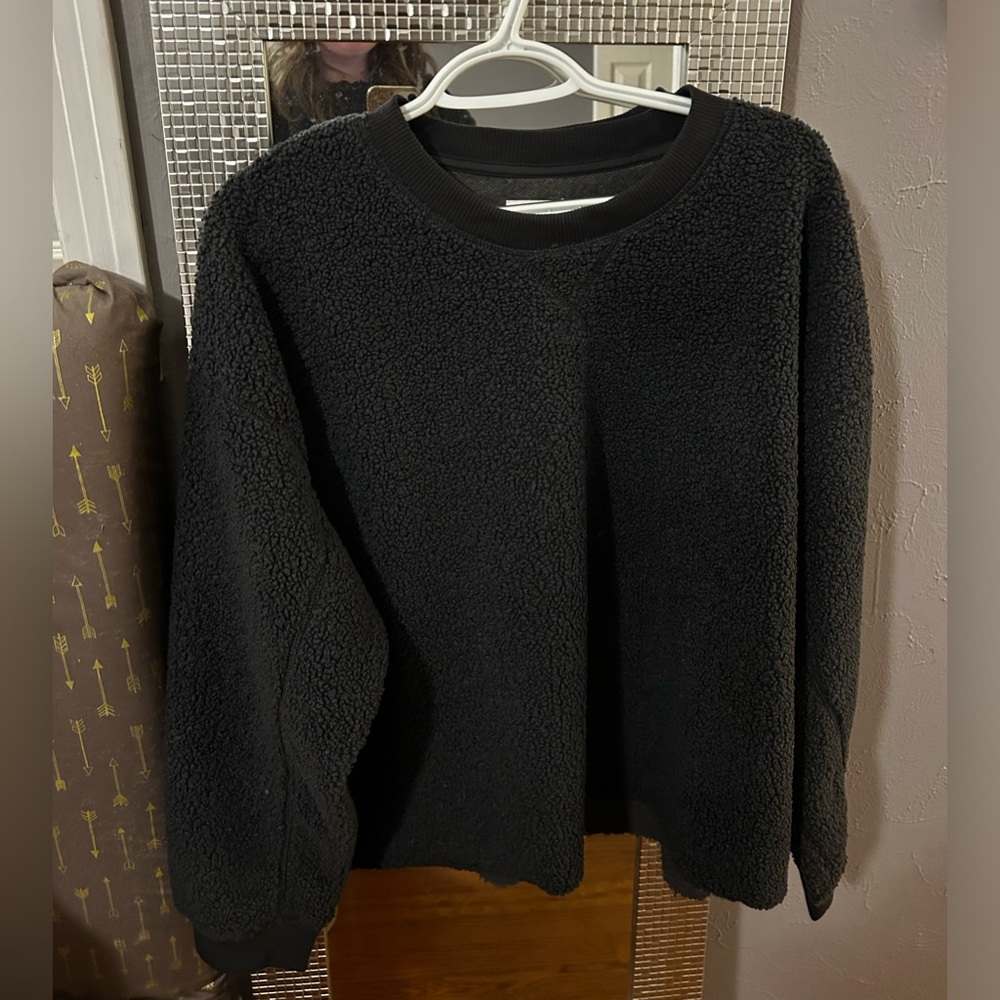 American Eagle sweatshirt